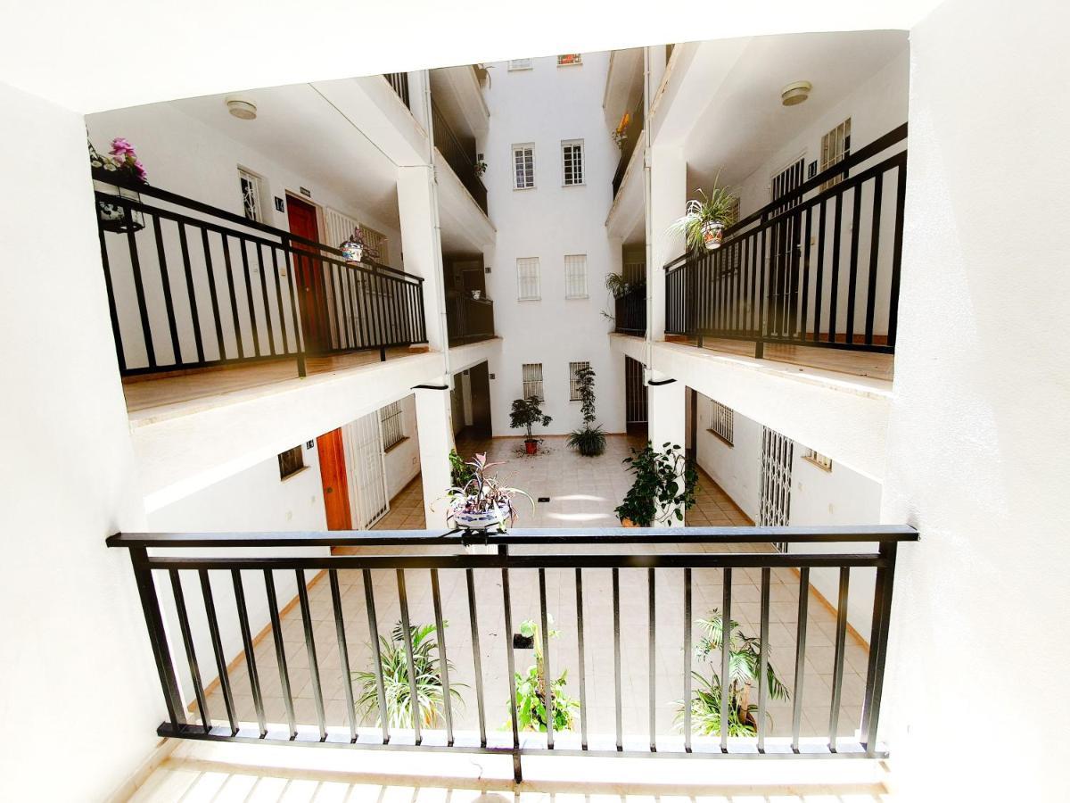 Best House Paola Torrevieja Esterno foto